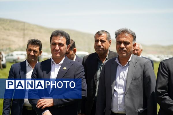 جشنواره بزرگ تربیتی، ورزشی و آموزشی دانش‌آموزان و فرهنگیان عشایر فارس