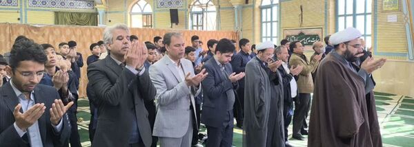 محفل انس با قرآن در دبیرستان سما 