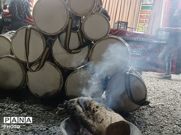توقف درمسیر عاشقی، موکب حیدریون پذیرای زائران وعزادارن رهبری