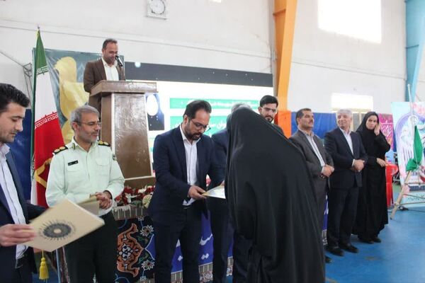 جشن گرامیداشت مقام والای معلم در جاجرم