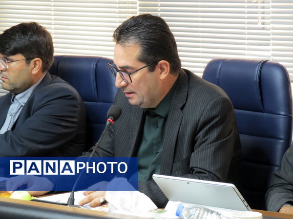 برگزاری جلسه پروژه‌های نهضت ملی توسعه عدالت در فضاهای آموزشی