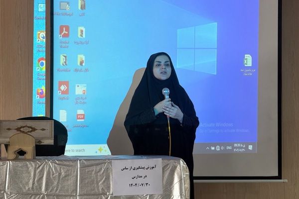  نشست هم‌اندیشی مراقبین سلامت با محوریت ارتقای سبک زندگی سالم در ملارد