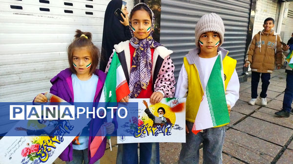  حضور پرشور مردم شیراز در چهل و هفتمین سالگرد پیروزی انقلاب اسلامی ایران 