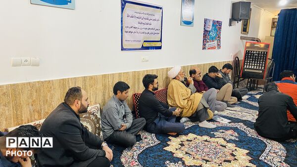 دیدار جمعی از فرهنگیان شهرستان باخرز با امام جمعه شهرستان