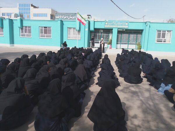 برگزاری گفتمان مهدوی در دبیرستان فاطمیه