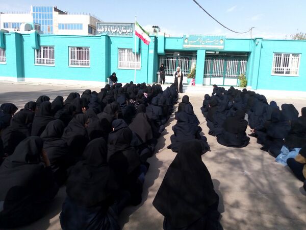 برگزاری گفتمان مهدوی در دبیرستان فاطمیه