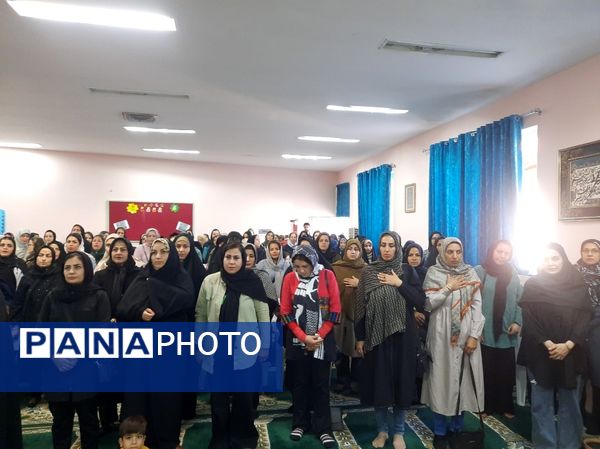  جلسه انجمن اولیا و مربیان در دبیرستان فرهنگیان ناحیه ۷مشهد 