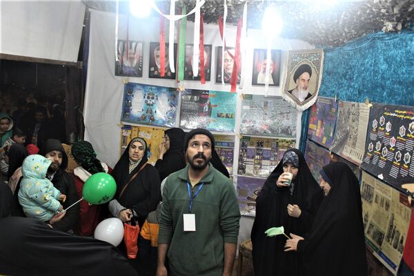 شور و عشق زائران جشن نیمه شعبان در قم