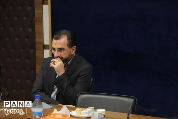 نشست هم‌اندیشی اجرای طرح «مسجد، مدرسه، محله‌محور» در سازمان دانش‌آموزی کشور