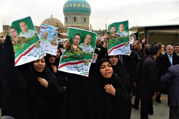 سنگ تمام مردم قم در تشییع دو شهید مدافع امنیت