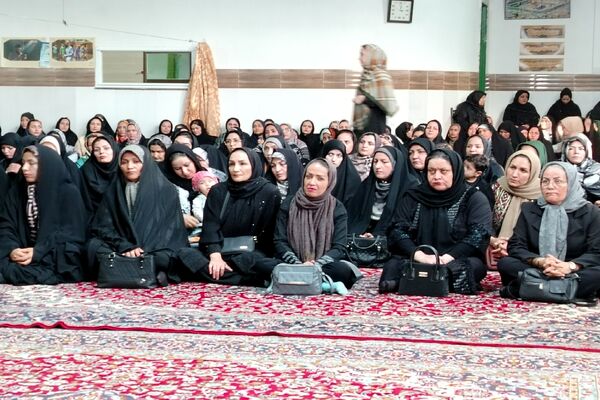 جلسه انجمن اولیا و مربیان دبیرستان هوشنگی مشهد
