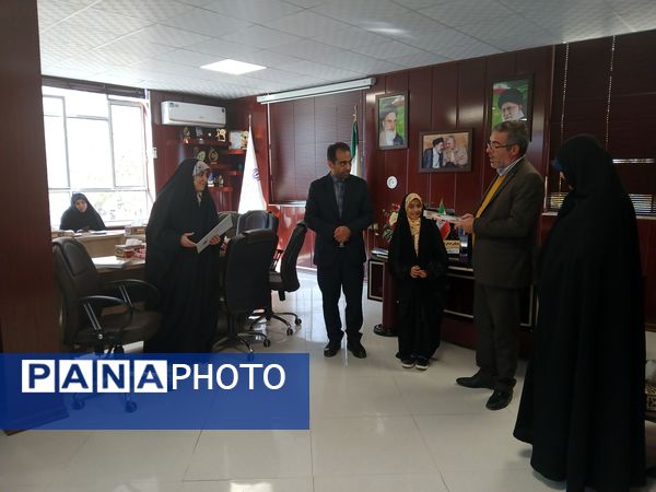 تقدیر از برگزیدگان طرح آموزش فن بیان، اجرا و سخنوری در شهرستان طرقبه شاندیز