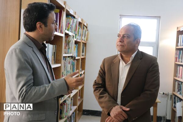 بازدید مدیر آموزش و پرورش ناحیه ۷ از پایگاه های اوقات فراغت