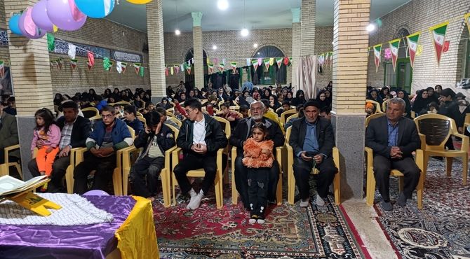 مسجدالرضا(ع) رفن، غرق در نور و شادی جشن نیمه شعبان 