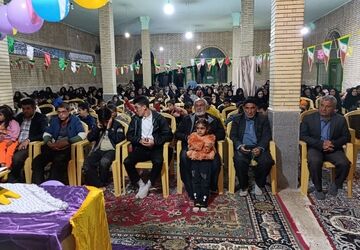 مسجدالرضا(ع) رفن، غرق در نور و شادی جشن نیمه شعبان 