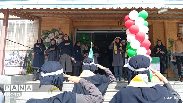 برگزاری جشن جوانه ها در دبیرستان سرآمدصدیقه (س)