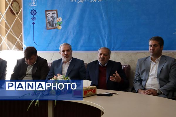 در دل این زمستان سخت و از پس سال‌ها، همچنان عطر آزادی به مشام می‌رسد