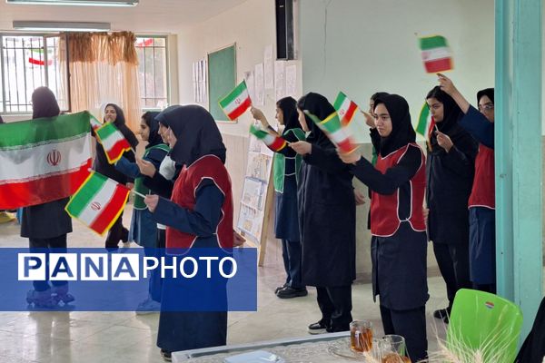 جشنواره ایرانمون در دبیرستان خدیجه کبری (س) پردیس