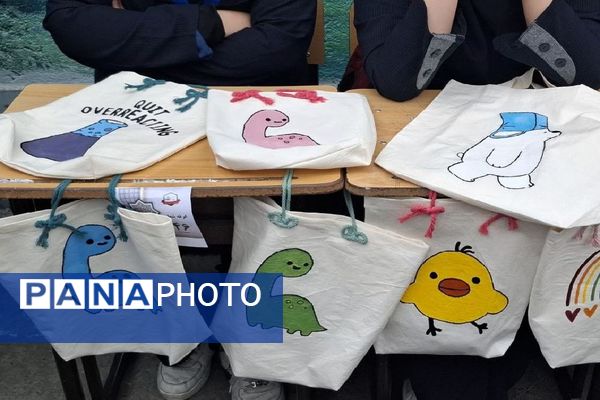 برگزاری بازارچه اقتصادی در دبیرستان شاهد تکتم