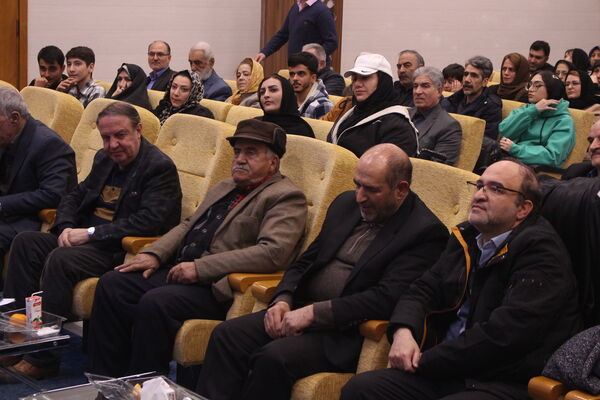 آیین رونمایی از تألیفات و اختراعات خانواده موفق تبریزی