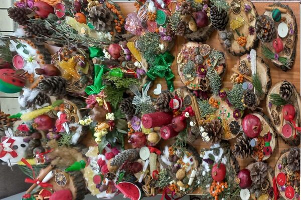 هنر کار با چوب توسط دانش‌آموزان مدرسه فردوسی اردبیل 