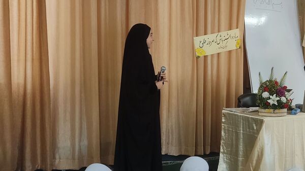 جلسه گفتمان دینی در دبستان شهید رجبی ۲ ناحیه شش مشهد 