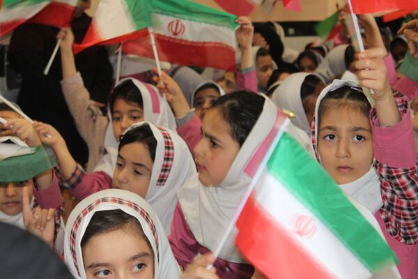 افتتاح دبستان شش کلاسه جانباز حاج عباس علی مجدی در فاروج 