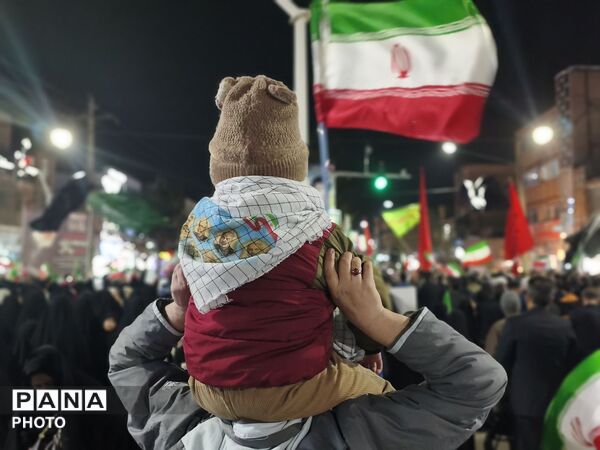 نور اتحاد در تاریکی دسیسه‌های دشمنان