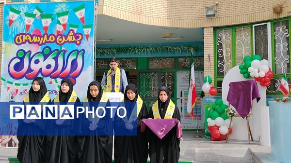  طنین زنگ انقلاب در مدرسه «طوبی» ناحیه ۶ مشهد