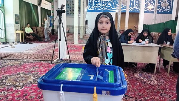 حضور در انتخابات؛ سیلی به استکبار است