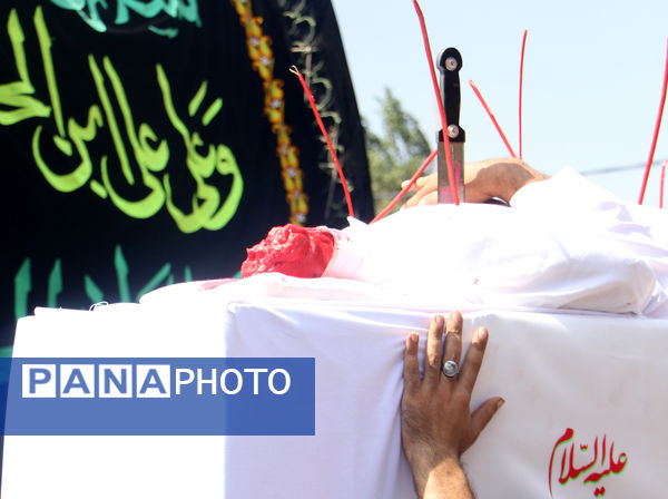 مراسم عزاداری و تعزیه‌خوانی روز عاشورا در روستای ده بالای تفت