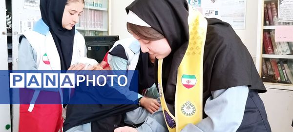 مانور زلزله در دبیرستان شهید هاشمی نژاد 