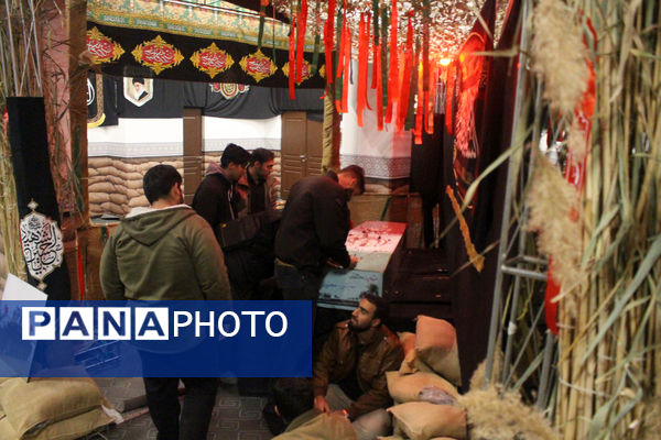 حال و هوای حضور نوجوانان در معراج الشهدای گمنام استان قم