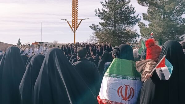 راهپیمایی ۲۲ بهمن در رباط‌سنگ، تجدید بیعت مردم با انقلاب