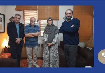 معاون امور هنری وزیر فرهنگ و ارشاد به دیدار دو هنرمند برجسته رفت 