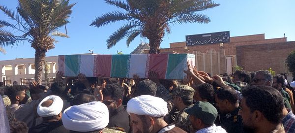 تشییع شهید گمنام در بوموسی 