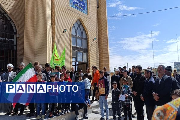 حضور پرشور مردم شهر تیتکانلو در راهپیمایی روز قدس 