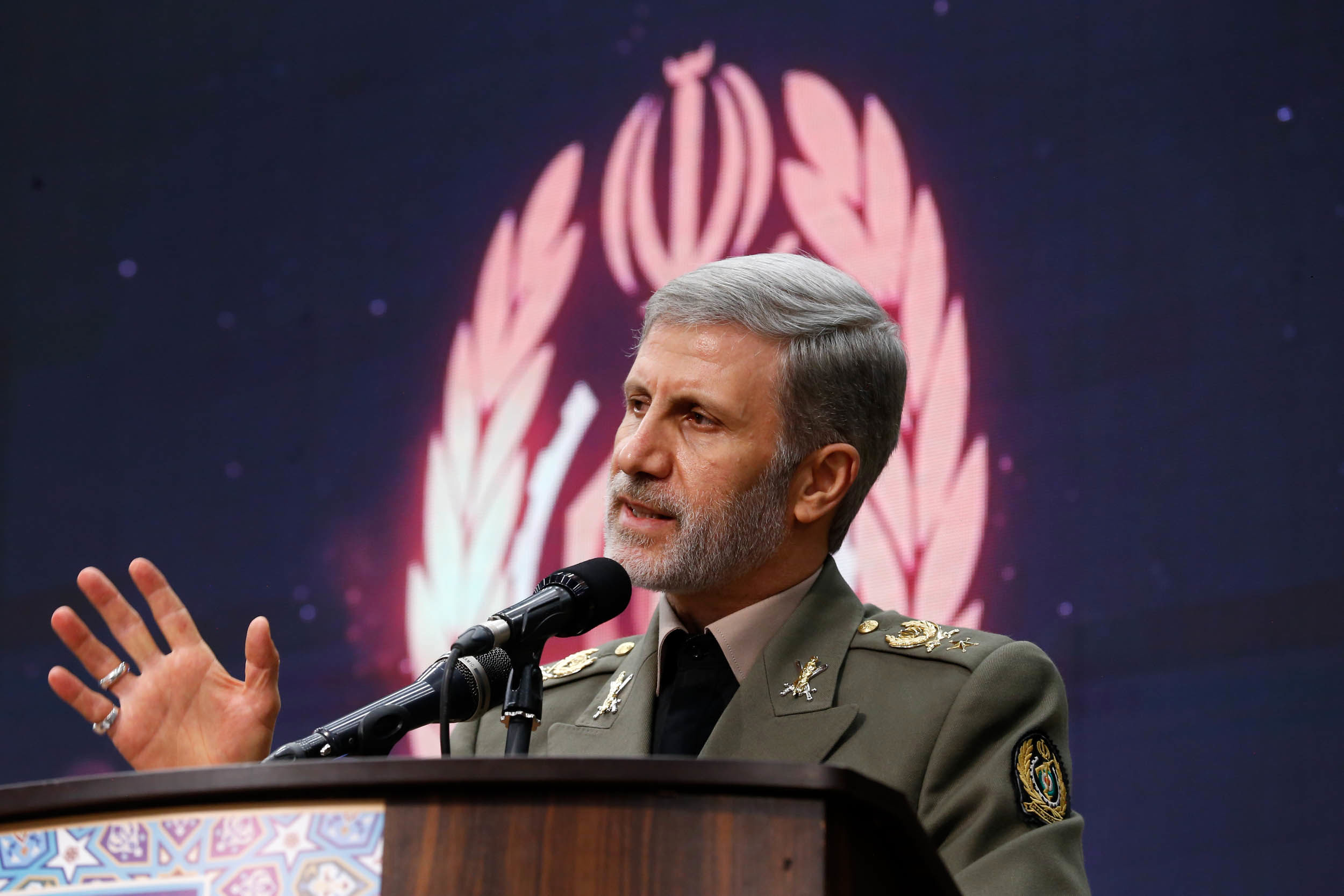 تشدید ادبیات دشمنان را تهدید قلمداد کرده و بدون پاسخ نمی‌‎گذاریم
