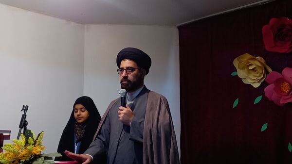 جلسه‌ توانمندسازی مربیان، معاونان پرورشی و سازمان دانش‌آموزی شهرستان فلاورجان 