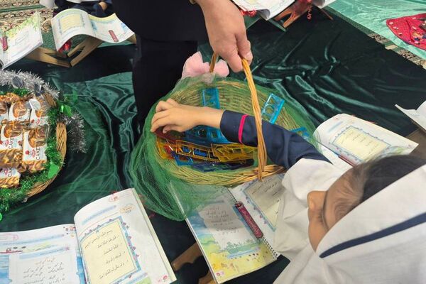 آغاز مسیر قرآنی دانش آموزان کلاس اول دبستان هدی