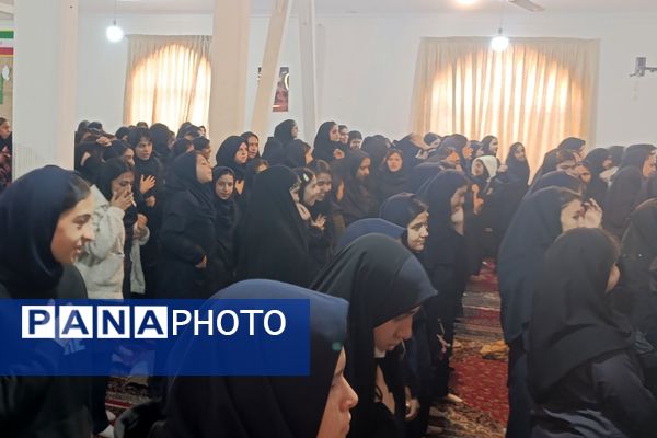 جشن ستارگان در دبیرستان مهر نیشابور