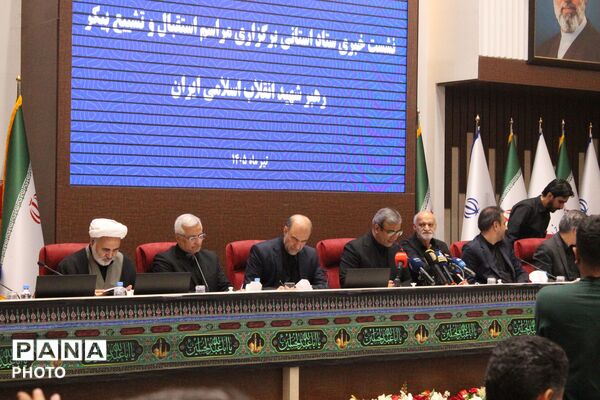 مشهد در آستانه میزبانی از آیین تشییع رهبر شهید