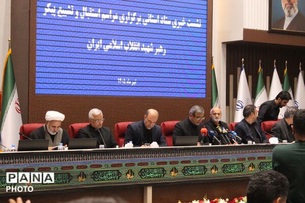 مشهد در آستانه میزبانی از آیین تشییع رهبر شهید