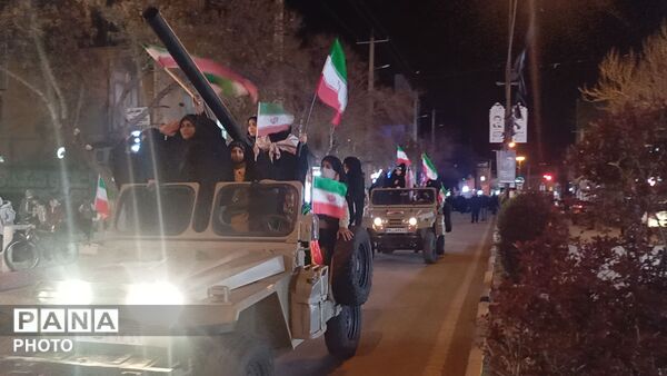 اجتماع باشکوه دختران و بانوان شهرستان قروه 