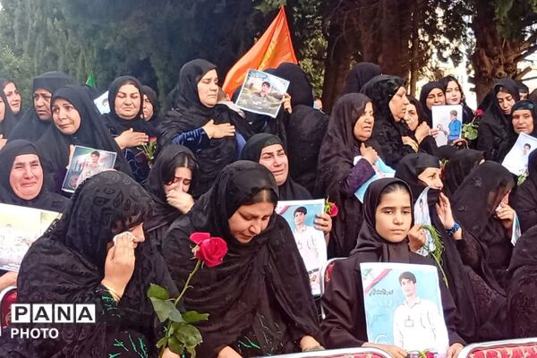 مراسم گرامیداشت چهلمین روز شهادت شهید علی کیانی در گلزار شهدای یاسوج