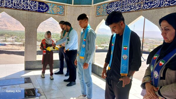 گامی در مسیر شهدا