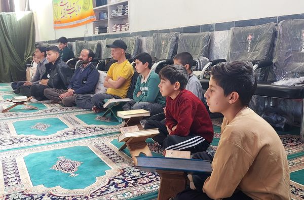 حضور مسئولان آموزش و پرورش در جمع دانش آموزان معتکف جلگه رخ