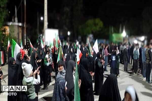 جمهوری اسلامی ایران مستقل متحد پیشرفته  و پیروز است