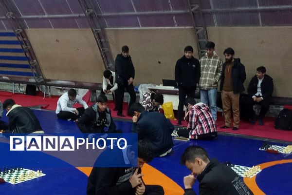 برگزاری مسابقات شطرنج دانش‌آموزی در بهارستان ۲