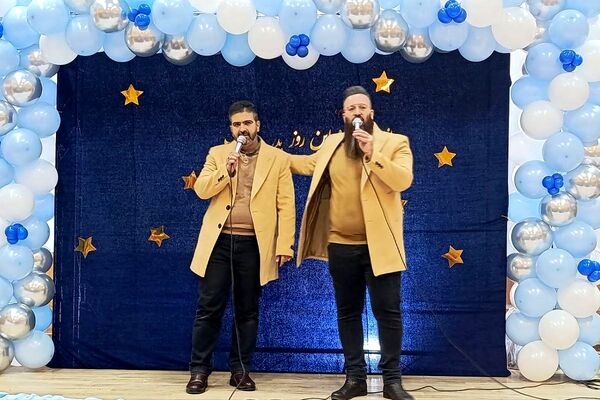  جنگ شادی به مناسبت میلاد امیرالمؤمنین(ع) در سالن تبلیغات شهرستان ورامین 